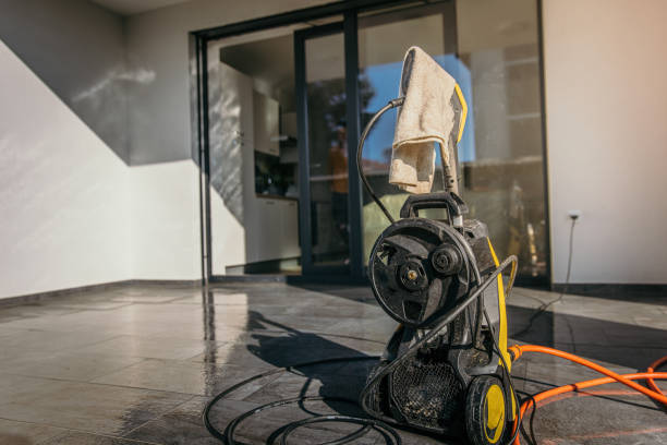 Best Pool Deck Cleaning  in Hallettsville, TX